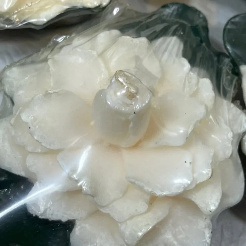VTG 4 White Magnolia Floating Floral Candles Michael Coffindaffer 5.5